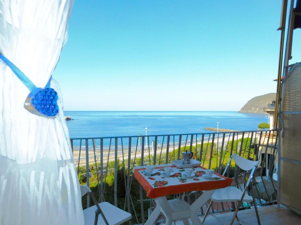 Bilocale con favolosa Vista Mare Levanto Exterior foto